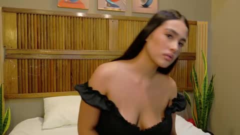 kaiawhite online show from April 2026 08:32:01 PM