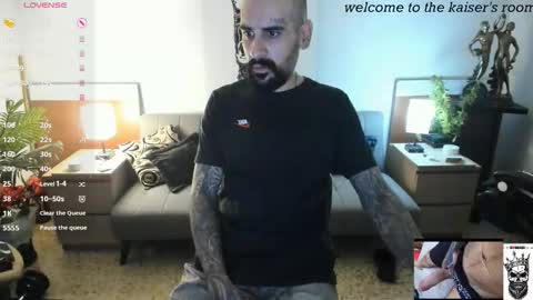 kaiser679 online show from March 2026 10:57:02 PM