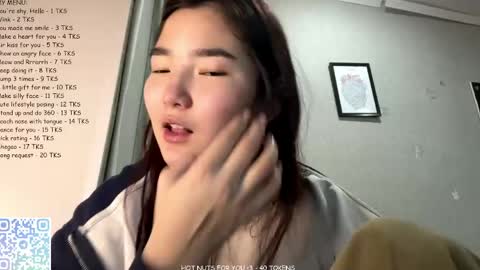 Sakura online show from April 2026 02:54:01 PM