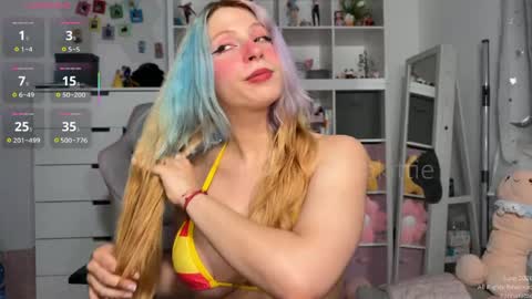 Snapshot of kalina_kittie chatting on June 2026 10:13:02 PM Kalina Kittie online show from June 2026 10:13:02 PM