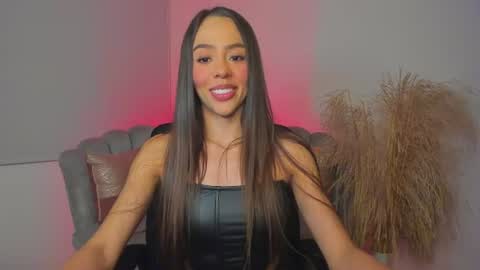 Kamila Monroe online show from June 2026 11:43:01 PM