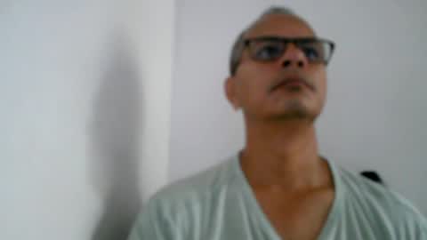 Kamilo online show from June 2026 12:58:01 PM