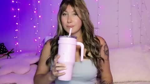 Snapshot of kamrynmarie69 chatting on July 2026 09:39:01 PM kamrynmarie69 online show from July 2026 09:39:01 PM