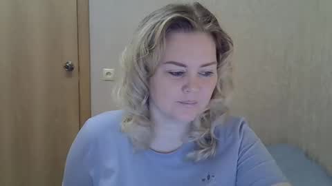 Snapshot of karennelsonx chatting on June 2026 09:30:02 AM karennelsonx online show from June 2026 09:30:02 AM