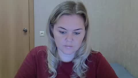 Snapshot of karennelsonx chatting on June 2026 11:10:01 AM karennelsonx online show from June 2026 11:10:01 AM