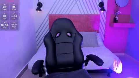 Kari  online show from February 2026 12:31:01 PM