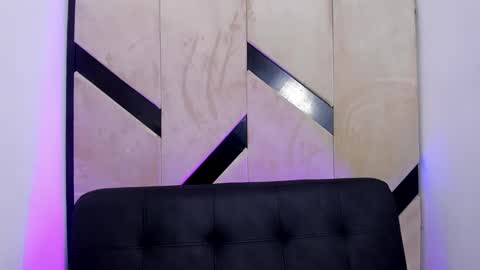 Snapshot of karina_aurora chatting on March 2025 06:32:02 AM karina_aurora online show from March 2025 06:32:02 AM