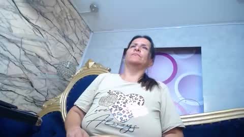 Karito online show from October 2025 11:11:02 AM