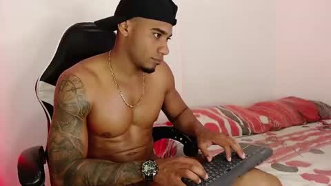 Snapshot of karl_jensennxx chatting on June 2026 05:50:02 AM karl_jensennxx online show from June 2026 05:50:02 AM