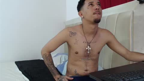 KARLA Y KALVIN online show from May 2026 04:08:02 AM