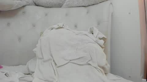 KARLA A online show from June 2026 01:32:02 AM