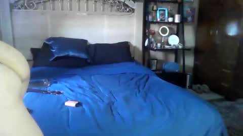 Karlykox online show from May 2026 07:11:02 PM