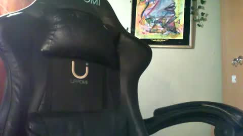 karol0022 online show from May 2026 03:17:01 PM