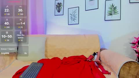 karol_w10 online show from October 2025 12:17:01 PM