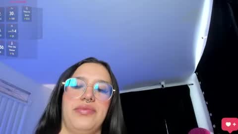 karolina_evans online show from July 2026 02:04:01 PM