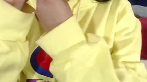 Isa online show from October 2025 04:13:01 AM