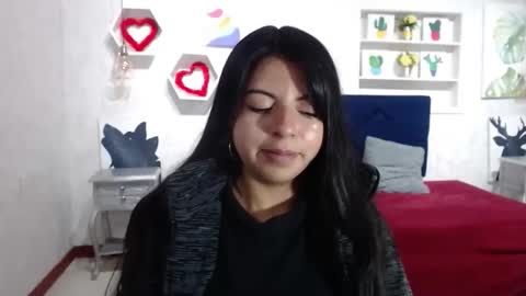 Isa online show from November 2025 04:37:01 AM