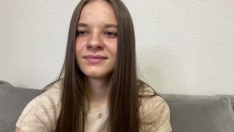 Lia online show from April 2026 04:07:01 PM