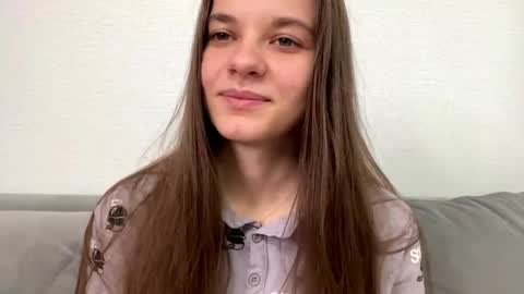 Lia online show from April 2026 03:49:02 PM