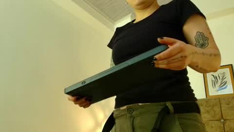 kat paradisse online show from February 2026 11:47:02 AM