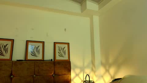 kat paradisse online show from April 2026 11:48:01 AM