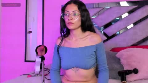 Kat Santana online show from April 2026 01:38:02 PM