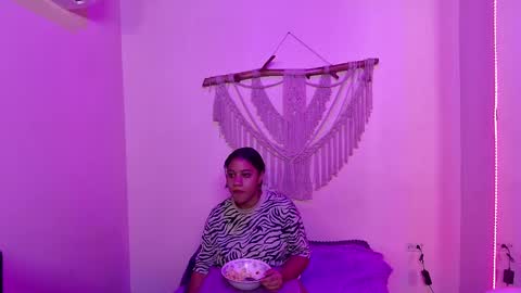 Kataleya online show from January 2025 06:35:01 PM