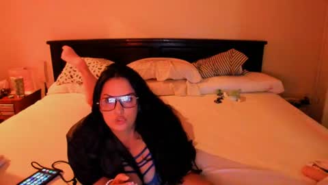 Snapshot of katarina_synnn chatting on July 2026 03:03:02 PM kata online show from July 2026 03:03:02 PM
