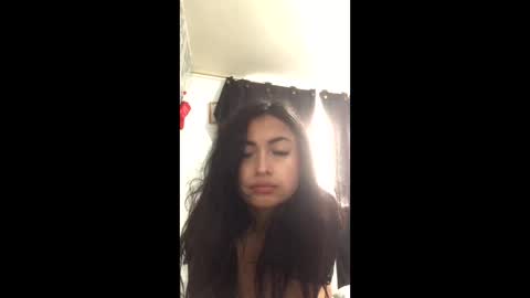 Snapshot of kate_mossi chatting on December 2025 09:20:01 PM Danna online show from December 2025 09:20:01 PM