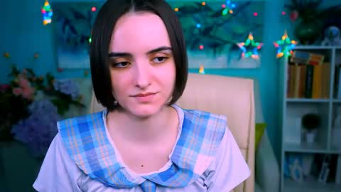 katewillows online show from April 2026 04:39:01 AM