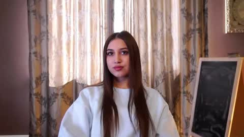 OLIVIA  online show from April 2026 06:36:01 AM