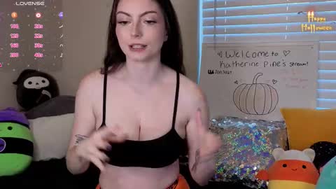 Snapshot of katherinebaby19 chatting on October 2025 12:21:02 AM Katherinepine online show from October 2025 12:21:02 AM