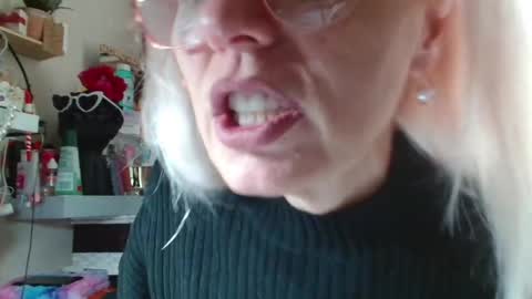 Kathleen online show from May 2026 10:52:02 AM