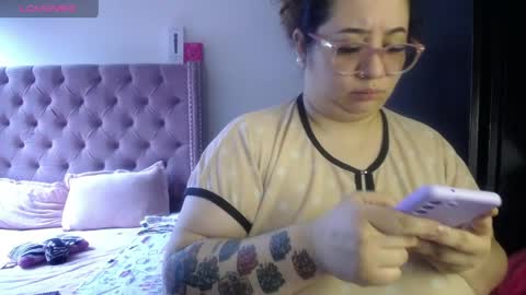 Snapshot of kathybigboobsbbw_ chatting on April 2026 03:31:02 PM kathybigboobsbbw_ online show from April 2026 03:31:02 PM