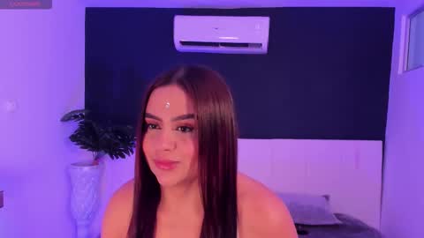 Katia online show from March 2026 06:57:01 PM