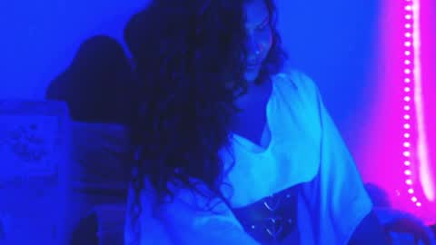 Snapshot of katiuskaxoxo chatting on May 2026 01:02:02 AM Katiuska online show from May 2026 01:02:02 AM