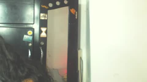 Snapshot of katiuskaxoxo chatting on July 2026 06:38:02 AM Katiuska online show from July 2026 06:38:02 AM