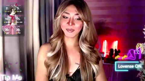 Snapshot of kattiecurrent chatting on June 2026 12:44:02 PM Saisy online show from June 2026 12:44:02 PM