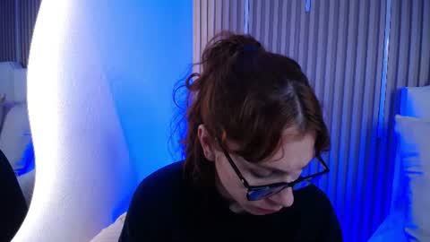 Snapshot of katy_van chatting on June 2026 08:41:02 PM Katy Van online show from June 2026 08:41:02 PM