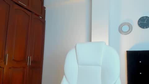 KATYAJHONSS online show from October 2025 10:54:02 PM