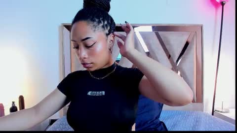 katyortiz online show from March 2026 11:37:02 AM