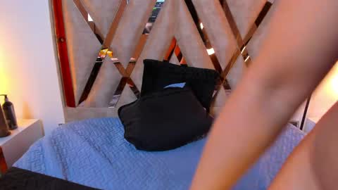 katyortiz online show from April 2026 12:11:02 PM