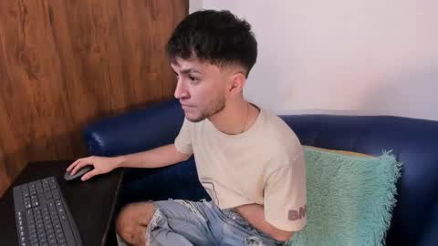 kavencastro online show from May 2026 03:58:01 AM