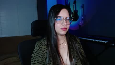 Kay online show from February 2025 06:54:02 AM