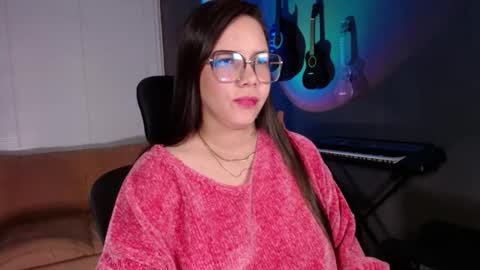 Kay online show from December 2025 06:10:01 AM