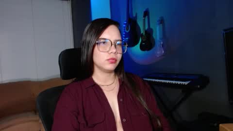 Kay online show from March 2026 01:33:01 AM