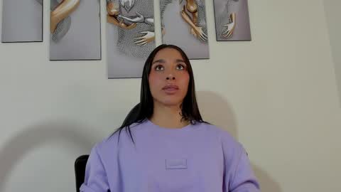 Kayla Batista INDEPENDENT ACCOUNT online show from April 2026 07:11:01 PM