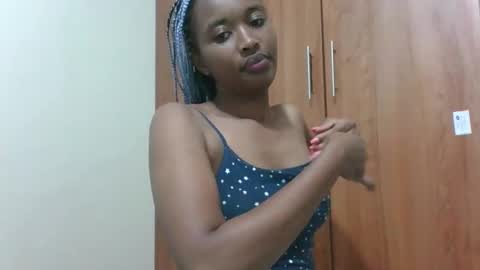 kaylar online show from April 2026 04:21:01 PM