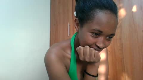 Snapshot of kaylar005 chatting on July 2026 04:26:02 AM kaylar online show from July 2026 04:26:02 AM