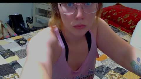 Snapshot of kayleekakesnslim chatting on July 2026 08:52:01 PM kaylee kakes online show from July 2026 08:52:01 PM